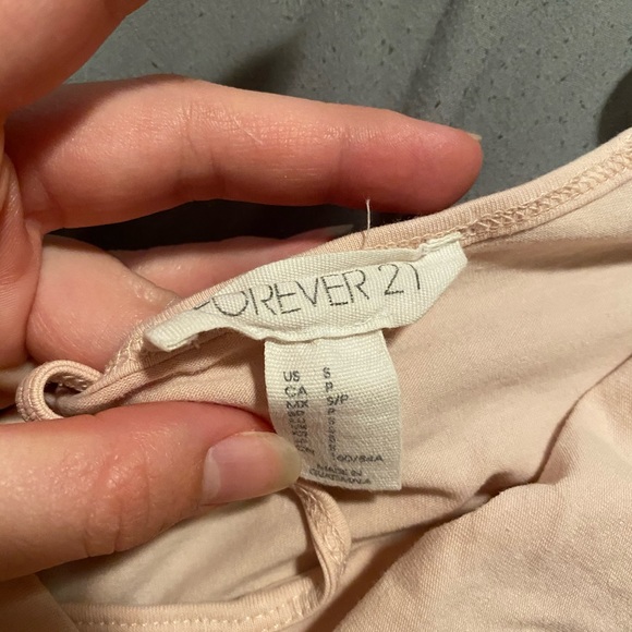 Forever 21 cami tanks - Picture 3 of 5